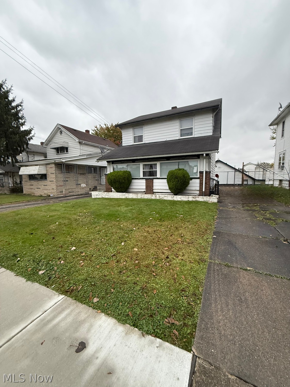 135 N Richview Avenue Youngstown OH 44509