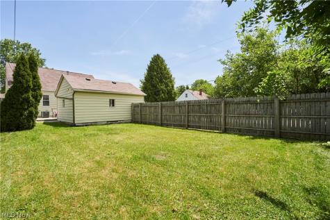 4340 W 189th Street Cleveland OH 44135