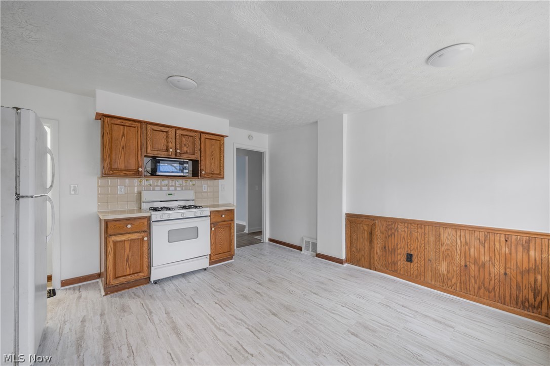 1167 Hilltop Drive Akron OH 44310