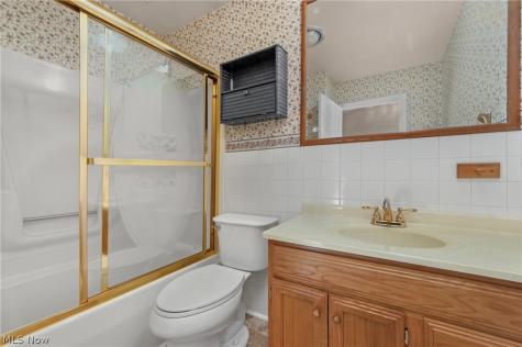 239 Forest Street Wellington OH 44090