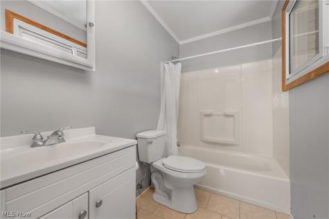 239 Forest Street Wellington OH 44090