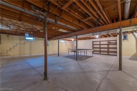 239 Forest Street Wellington OH 44090