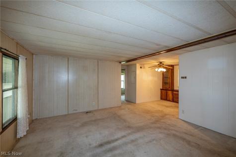 5 Michael Drive Olmsted Twp OH 44138