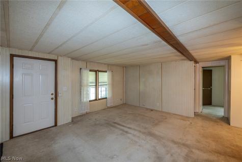 5 Michael Drive Olmsted Twp OH 44138