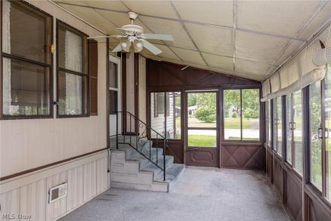 5 Michael Drive Olmsted Twp OH 44138