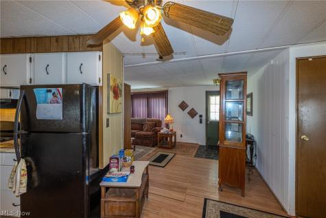 16 Grand Boulevard Olmsted Twp OH 44138