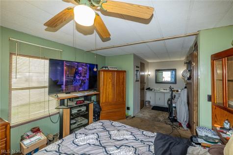 16 Grand Boulevard Olmsted Twp OH 44138