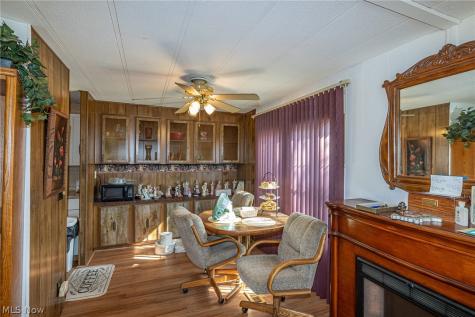 16 Grand Boulevard Olmsted Twp OH 44138