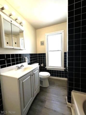 3871 W 21st Street Cleveland OH 44109