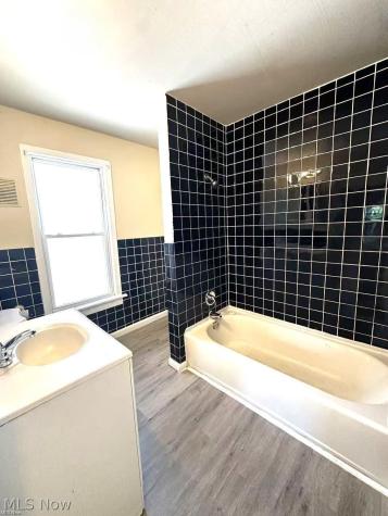 3871 W 21st Street Cleveland OH 44109