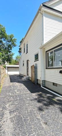3871 W 21st Street Cleveland OH 44109