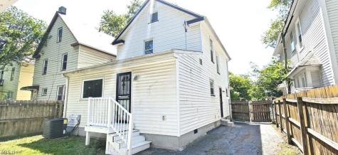 3871 W 21st Street Cleveland OH 44109