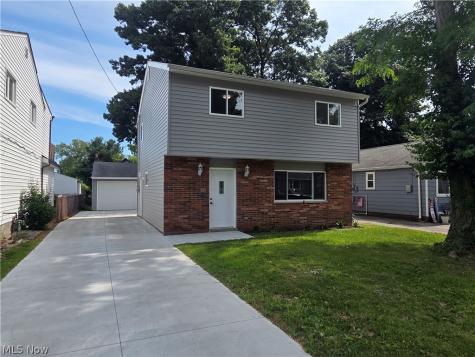 203 Paxton Road Eastlake OH 44095