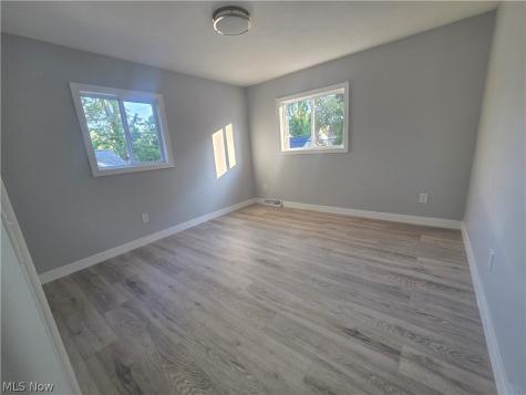 203 Paxton Road Eastlake OH 44095