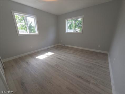 203 Paxton Road Eastlake OH 44095