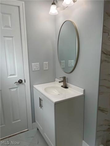 203 Paxton Road Eastlake OH 44095