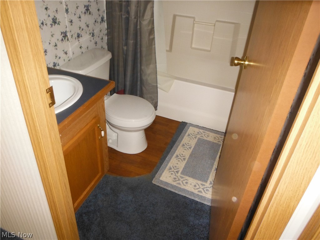 10635/10665 Old River Road Mcconnelsville OH 43756
