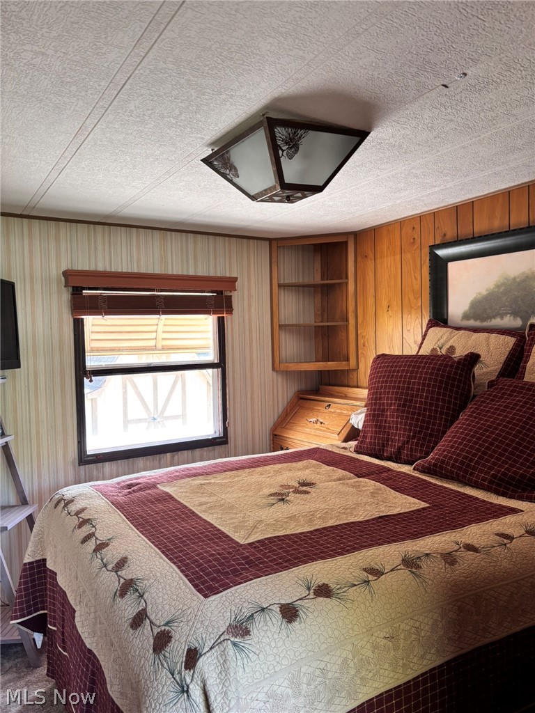10635/10665 Old River Road Mcconnelsville OH 43756