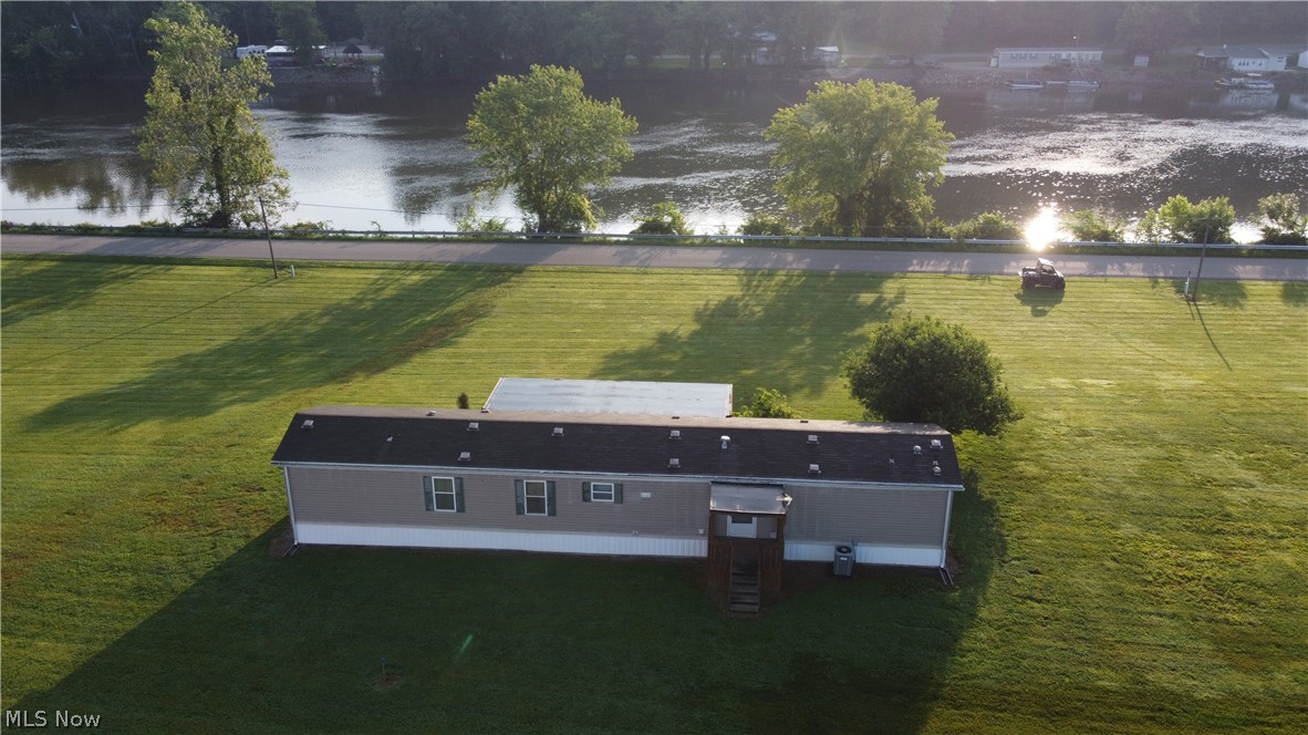 10635/10665 Old River Road Mcconnelsville OH 43756