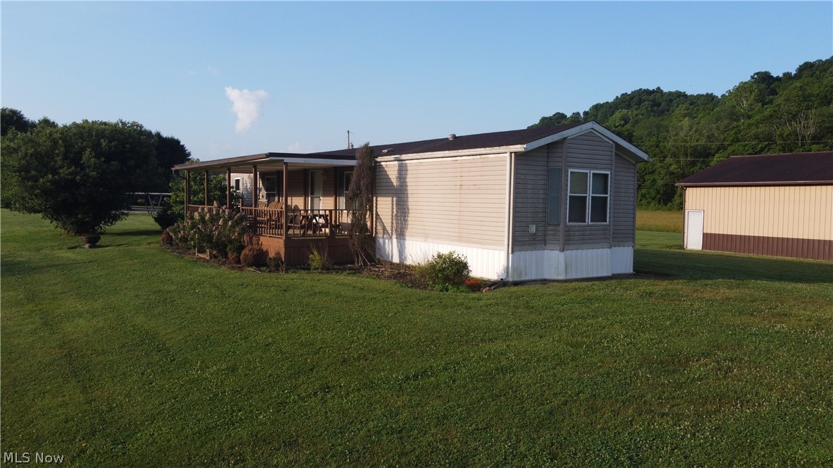 10635/10665 Old River Road Mcconnelsville OH 43756