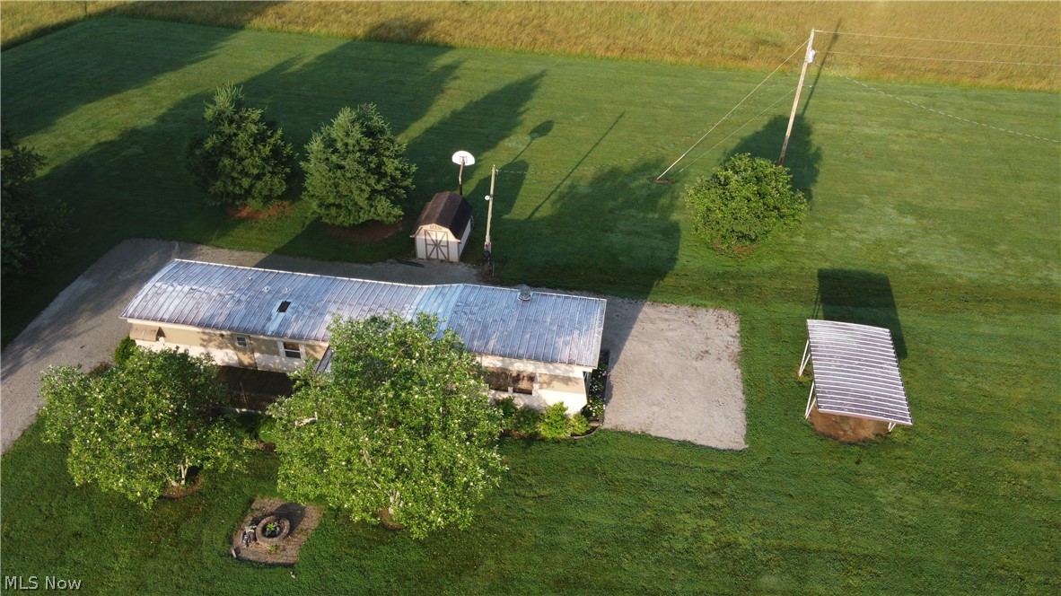 10635/10665 Old River Road Mcconnelsville OH 43756