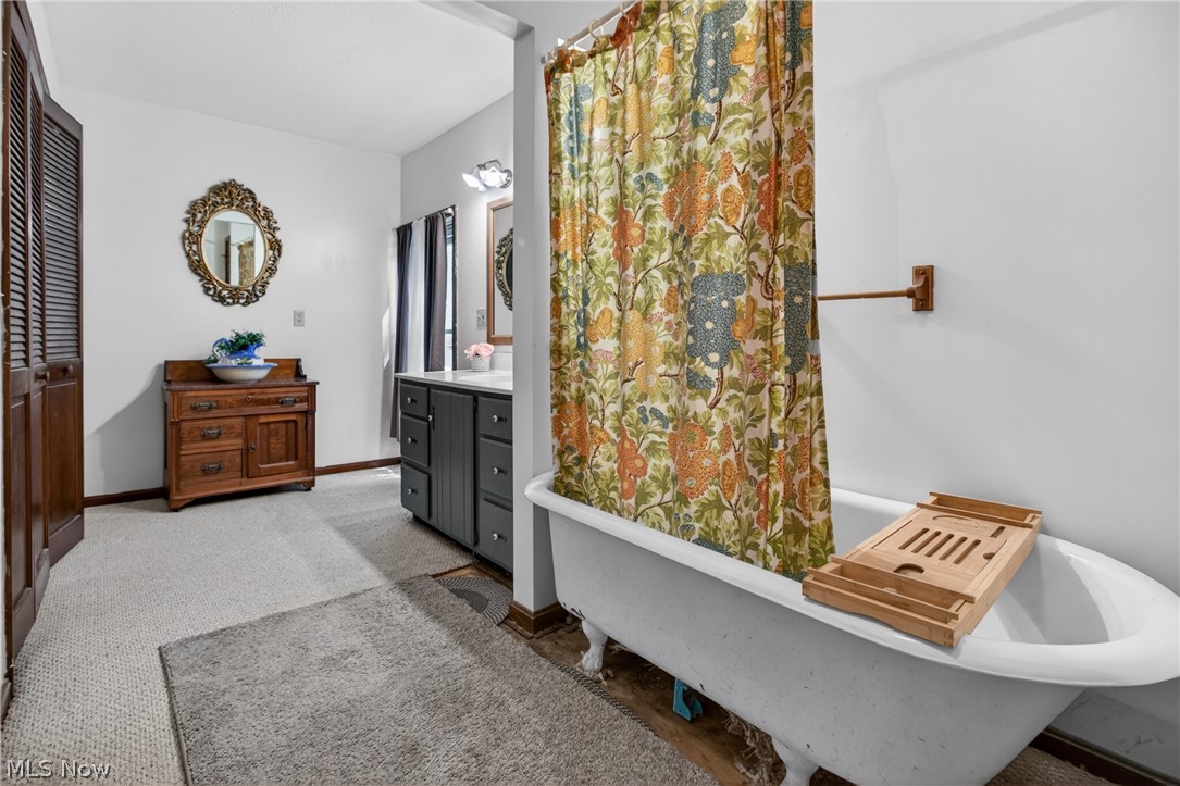 1031 Park Avenue Amherst OH 44001