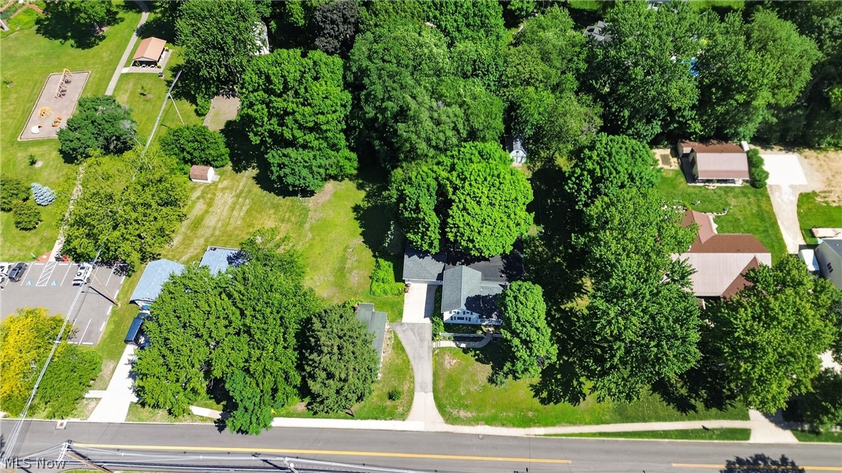 1031 Park Avenue Amherst OH 44001