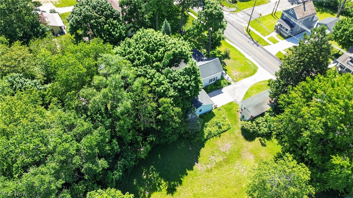 1031 Park Avenue Amherst OH 44001