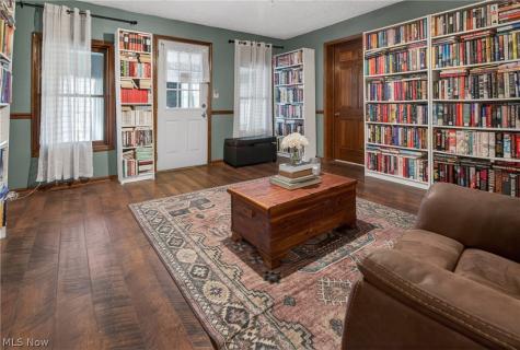 1031 Park Avenue Amherst OH 44001