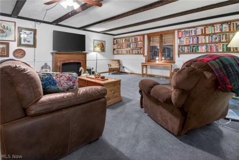 1031 Park Avenue Amherst OH 44001