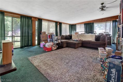 1031 Park Avenue Amherst OH 44001