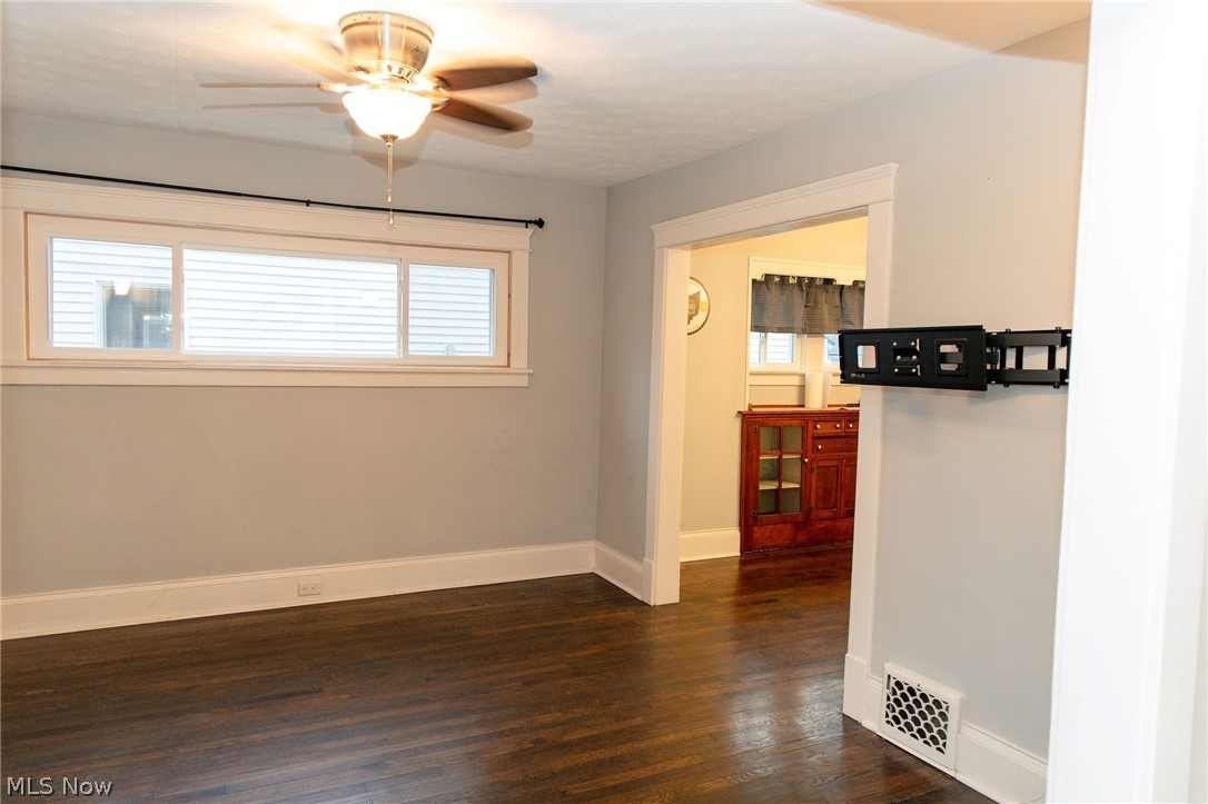 543 6th Street Fairport Harbor OH 44077