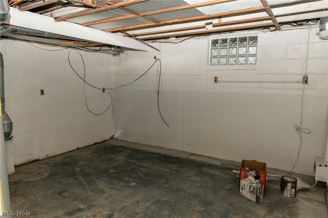 543 6th Street Fairport Harbor OH 44077