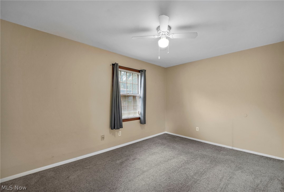 1725 Bathgate Avenue Madison OH 44057