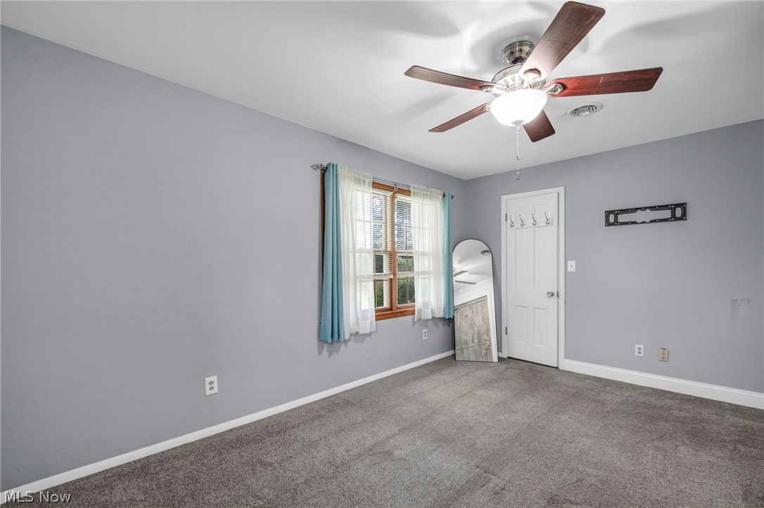 1725 Bathgate Avenue Madison OH 44057