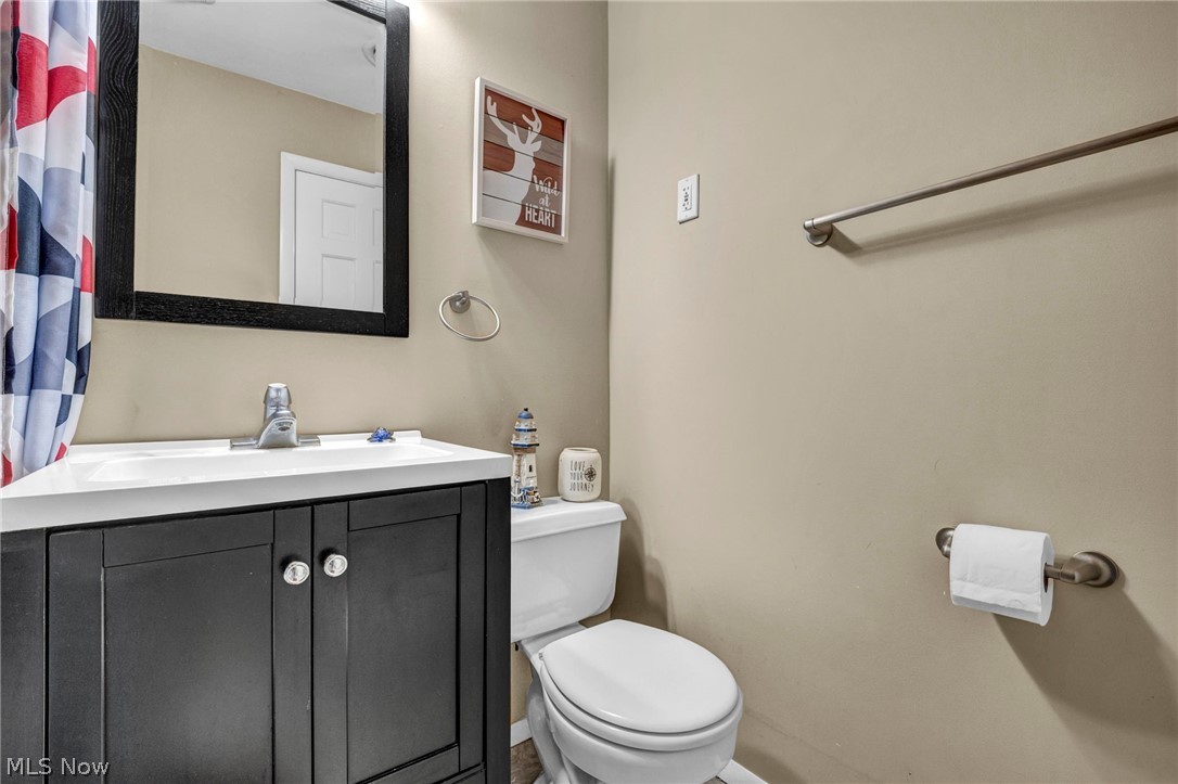 1725 Bathgate Avenue Madison OH 44057