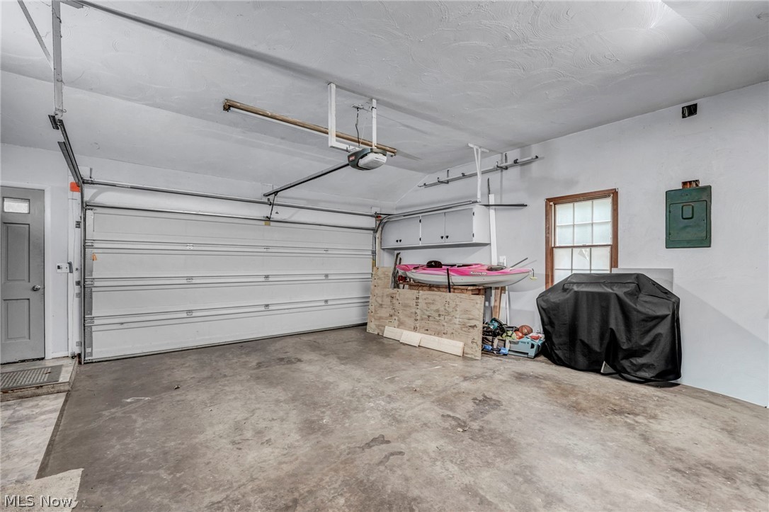 1725 Bathgate Avenue Madison OH 44057