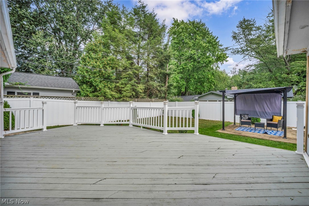 1725 Bathgate Avenue Madison OH 44057