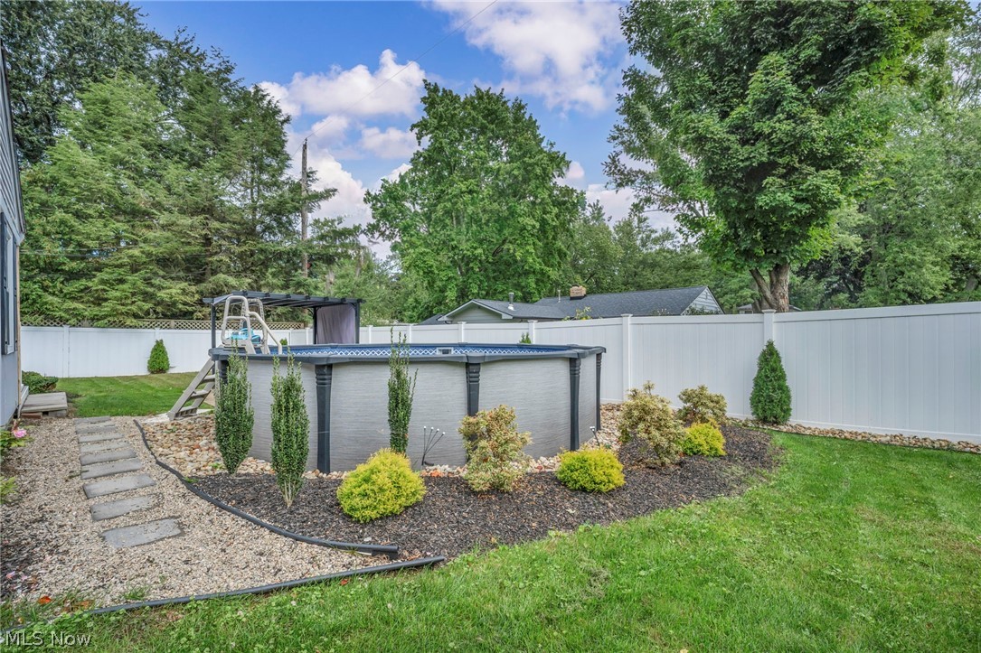 1725 Bathgate Avenue Madison OH 44057