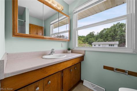 248 Washington Drive Northfield OH 44067