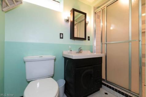 6311 Thornton Drive Parma OH 44129