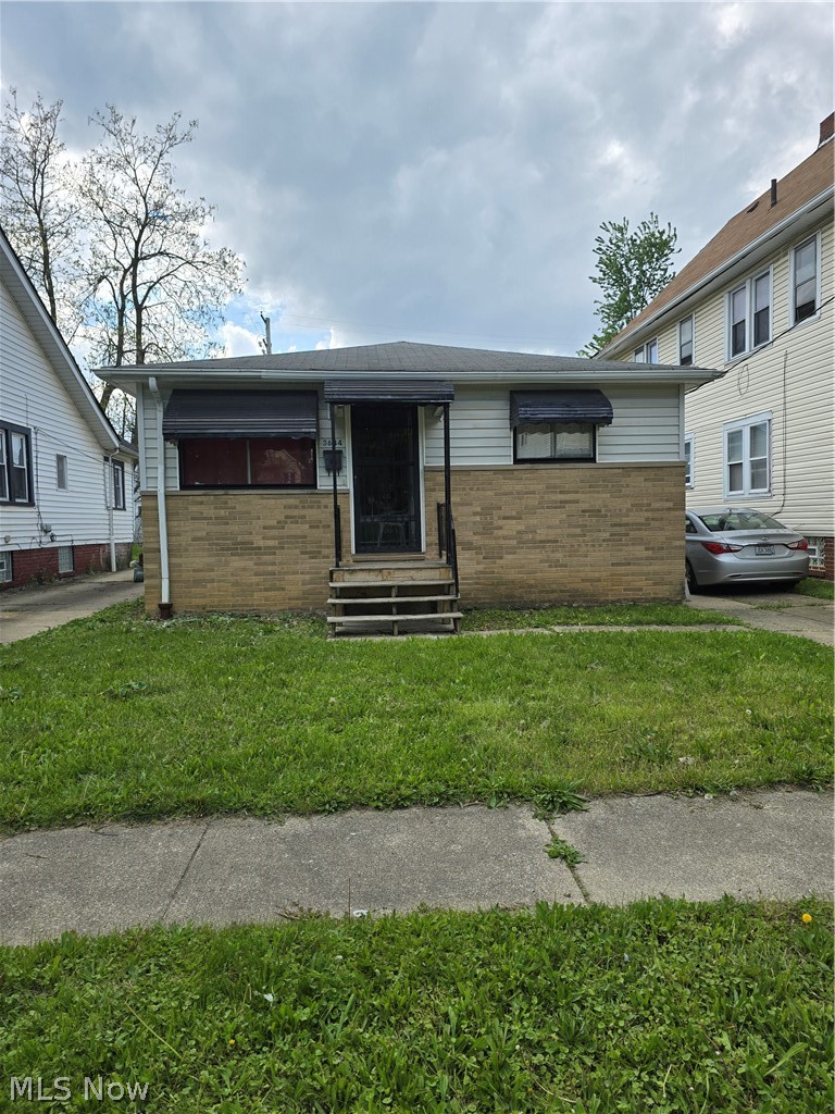 3684 E 144th Street Cleveland OH 44120