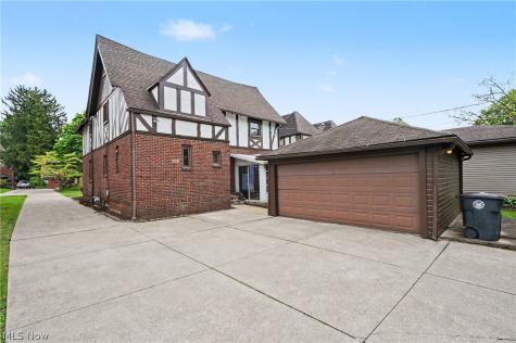 116 Melbourne Avenue Akron OH 44313