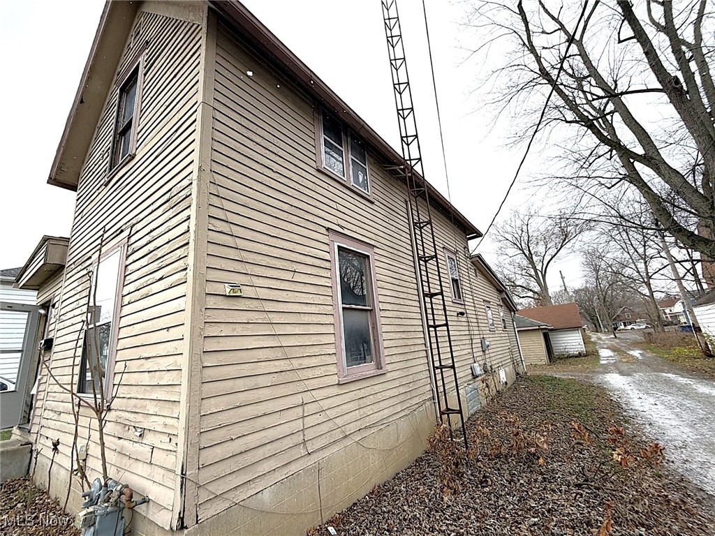 513 N Charles Street Lima OH 45805