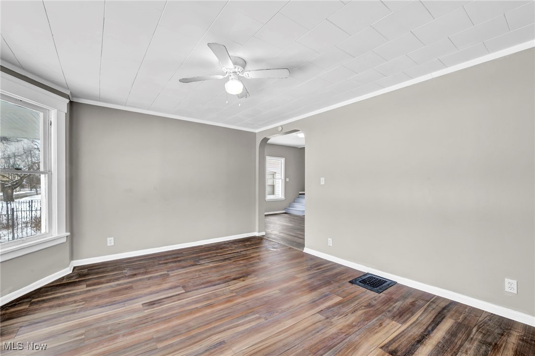 3147 W 92nd Street Cleveland OH 44102