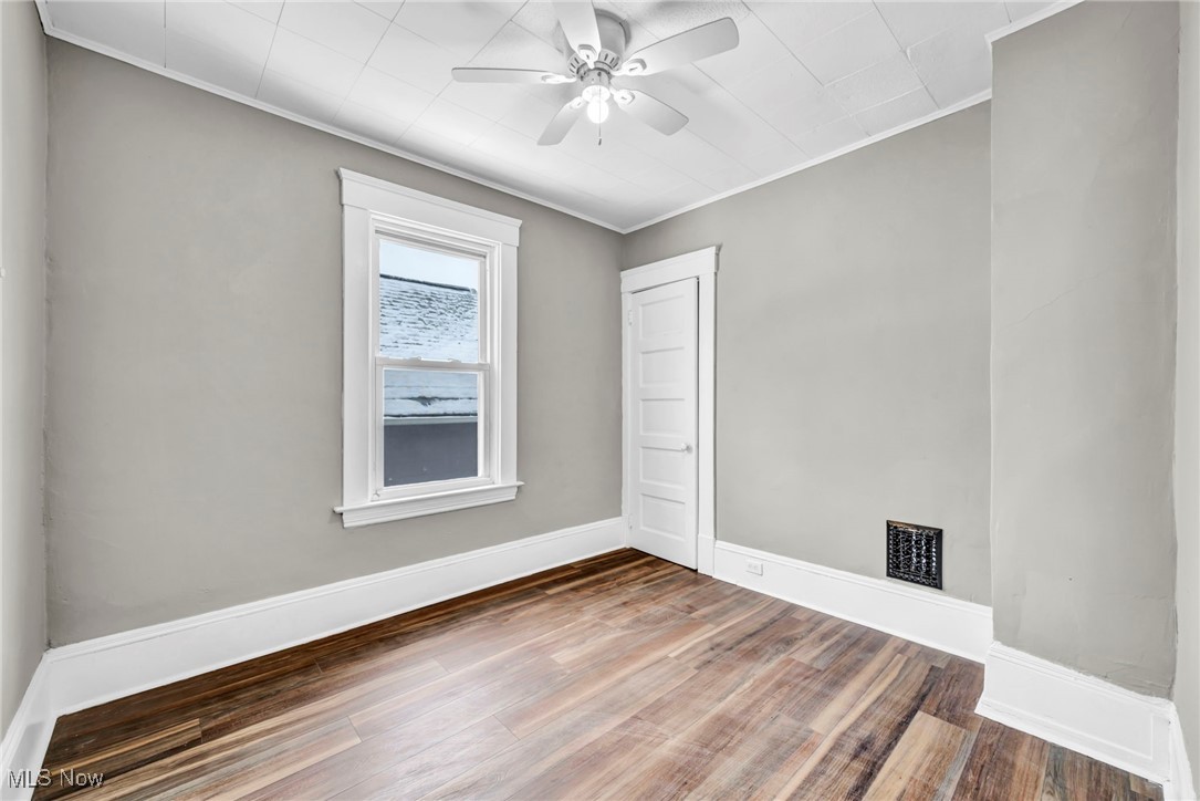 3147 W 92nd Street Cleveland OH 44102