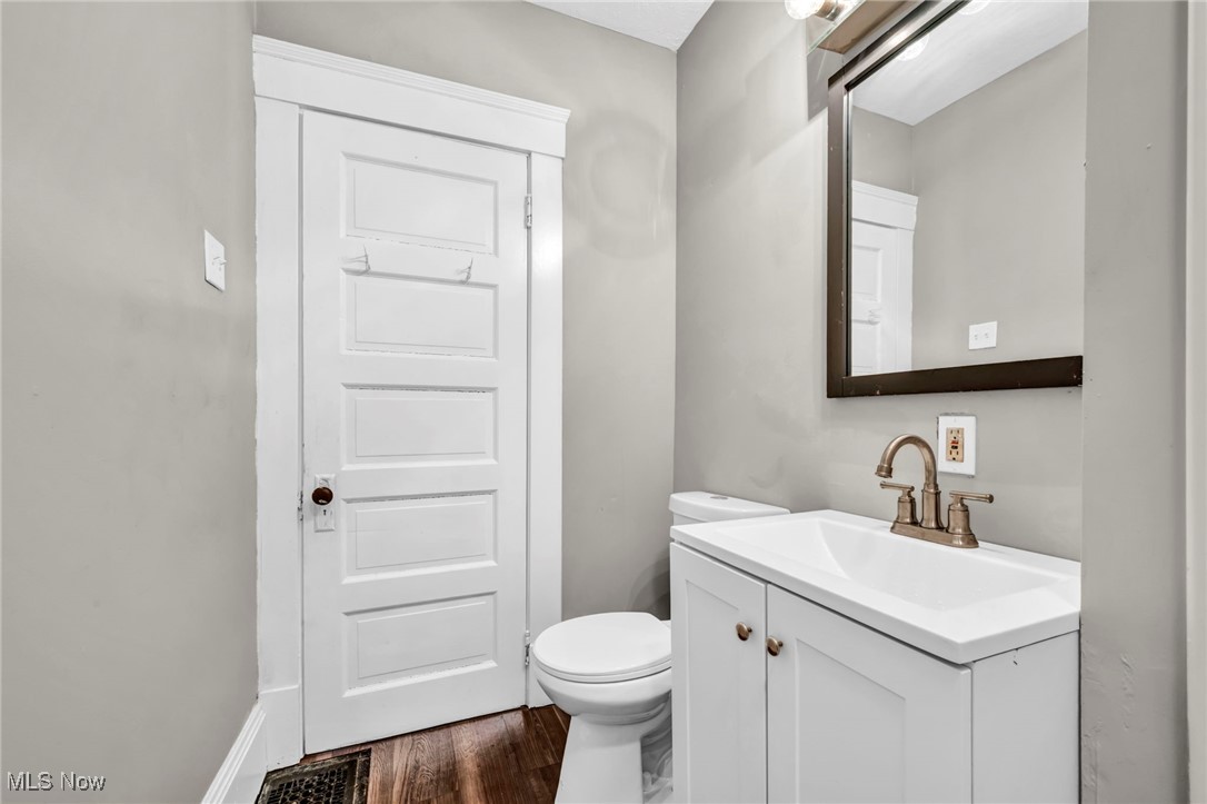 3147 W 92nd Street Cleveland OH 44102