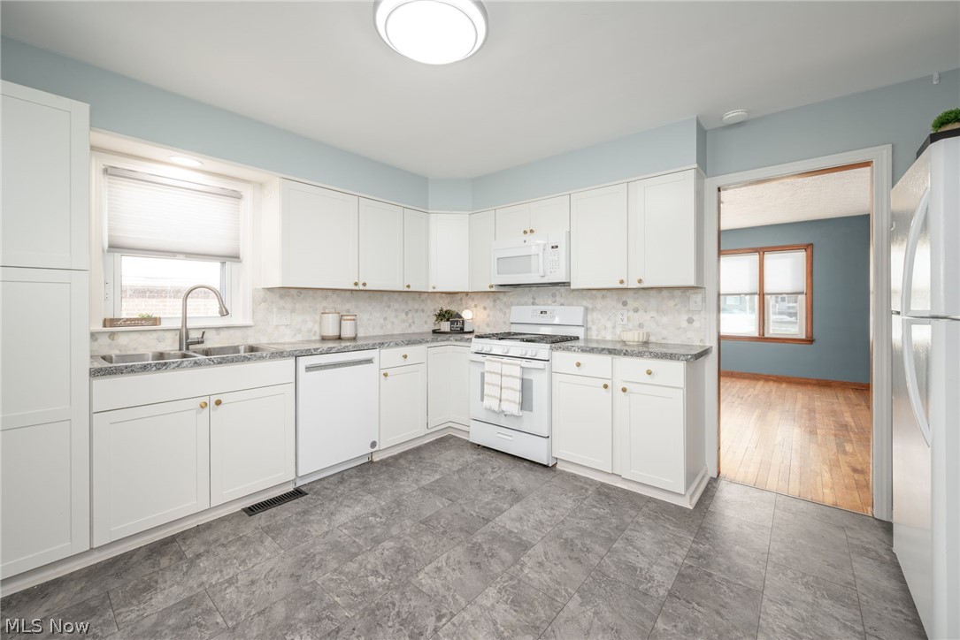 8157 State Route 43 Streetsboro OH 44241