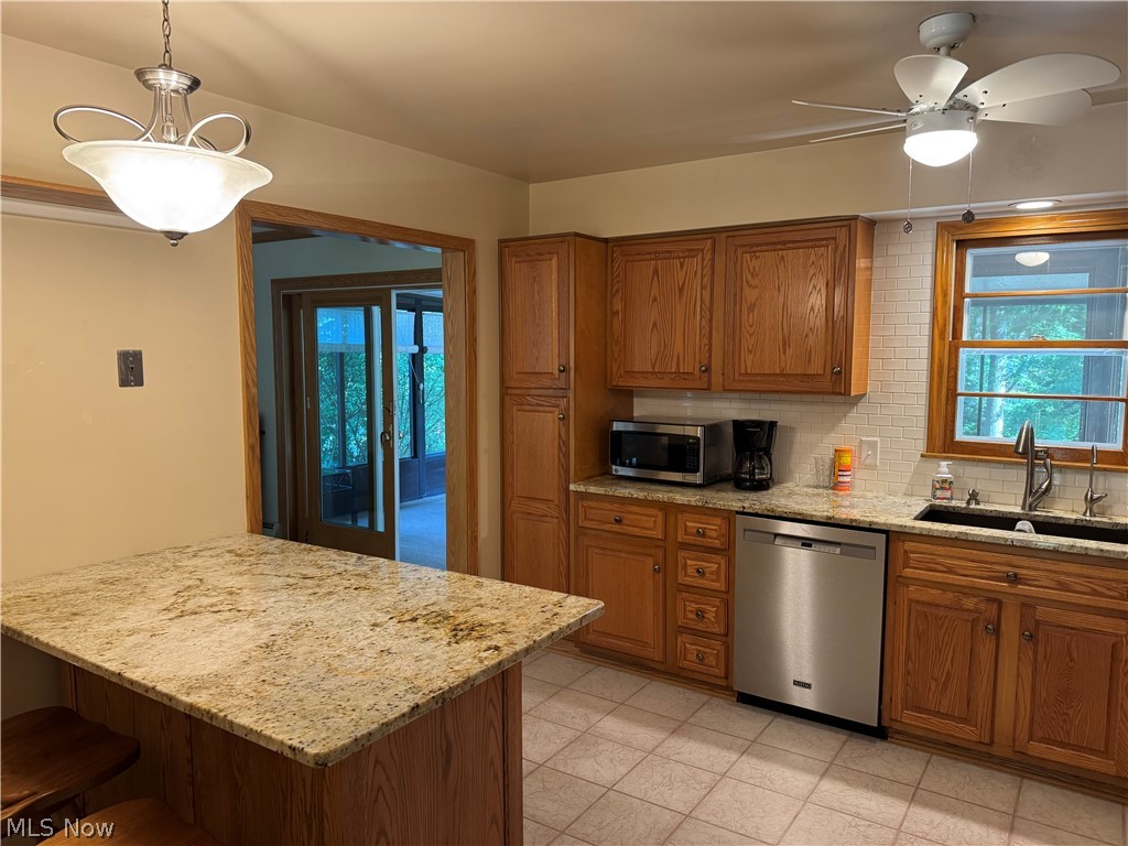 205 Rutledge Drive Akron OH 44319