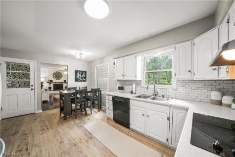 134 Hurd Road Aurora OH 44202